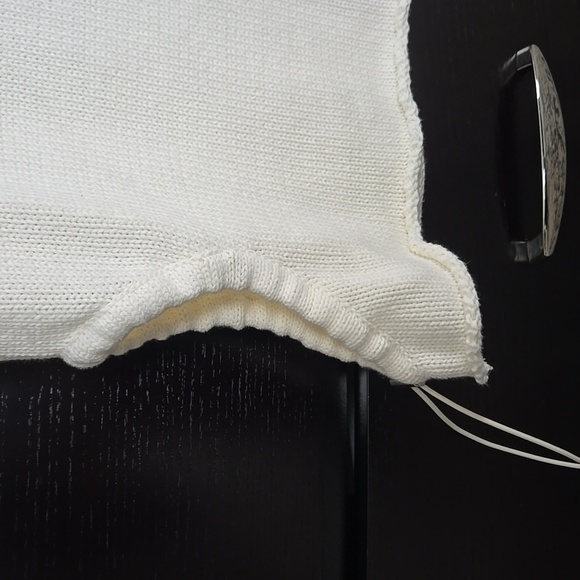 Zara Knit Tank Top of white color size MEDIUM - Picture 2 of 5